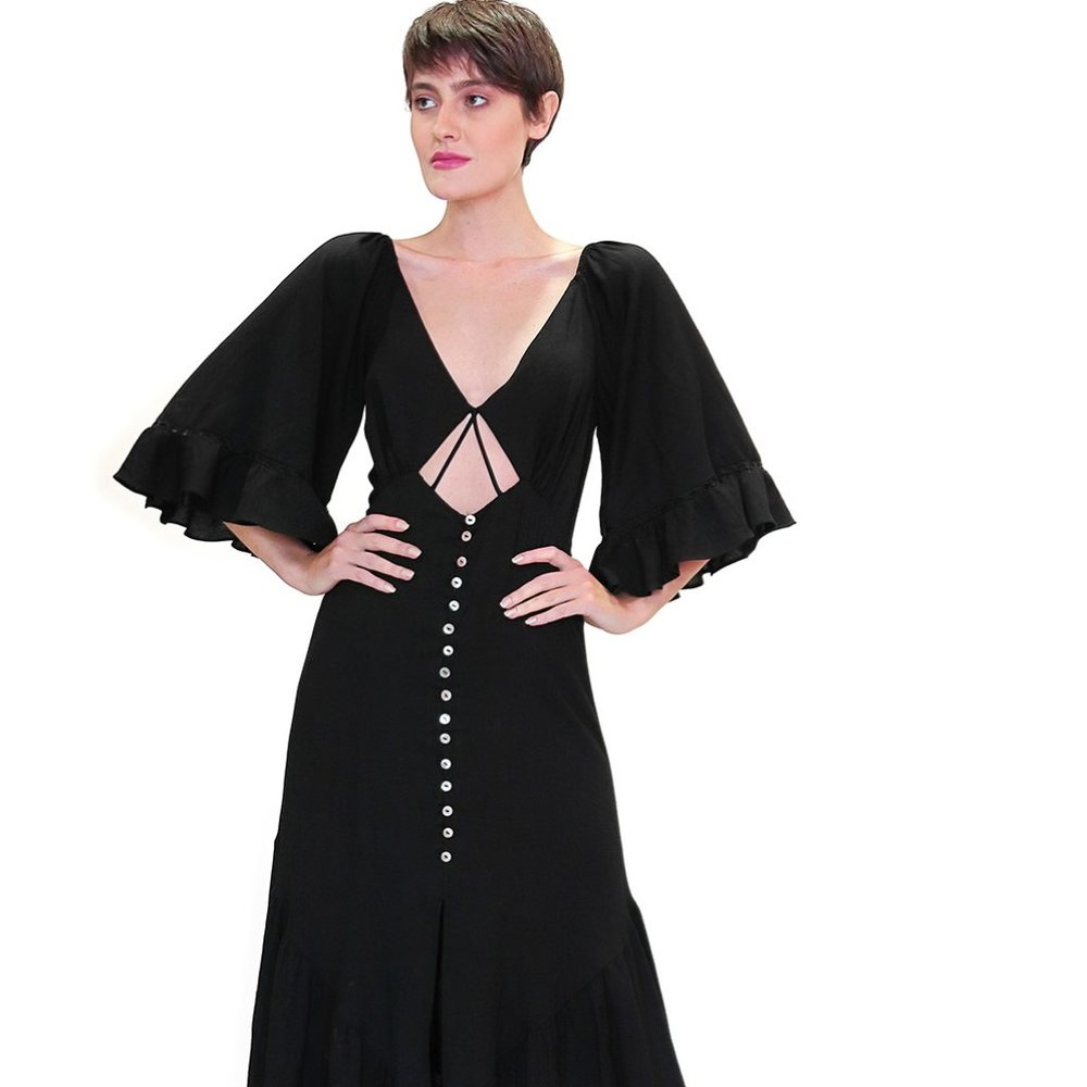 Maxi Black Dress Sleeves